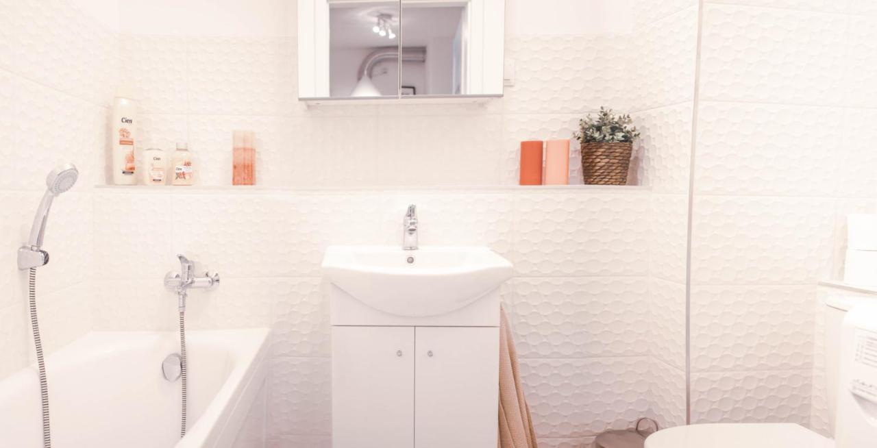 Апартаменты Project Comfort Apartament Potrzebna 55/29 Warszawa Экстерьер фото